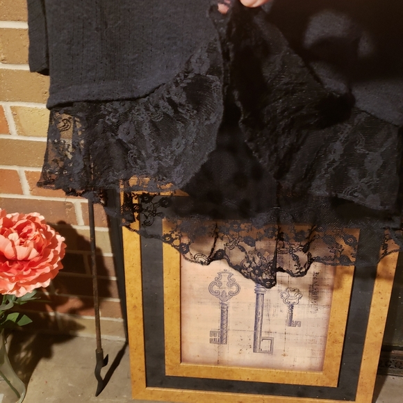 Almost Famous slightly sheer sweater - Picture 4 of 9